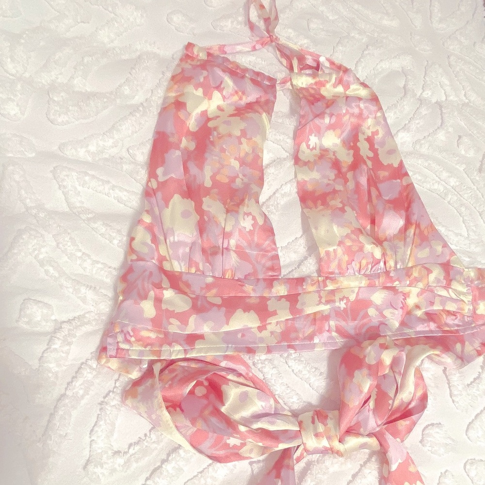 Floral printed halter neck top